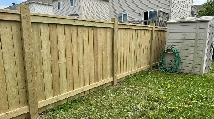 Réparation de clôture en bois - Projet 1